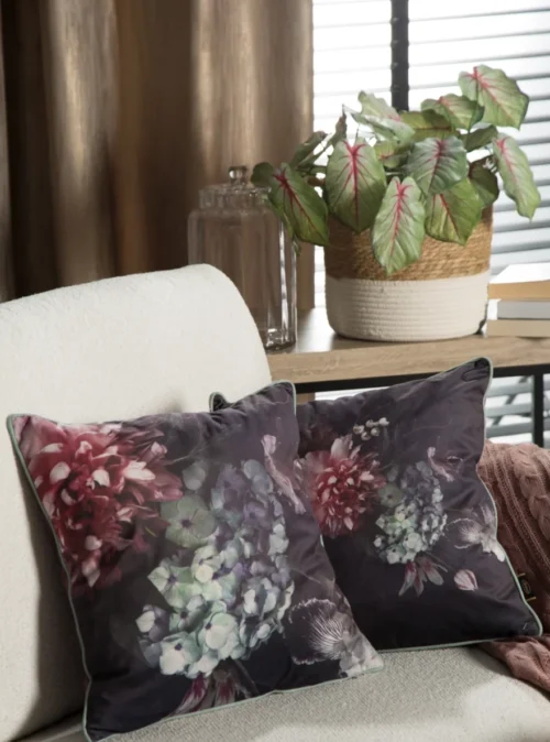 Fluwelen kussensloop met bloemen JA137-19