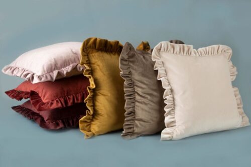 JIU-09 fluwelen kussensloop ruffle