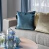 Fluwelen kussensloop met decoratief kwastje JQL-07