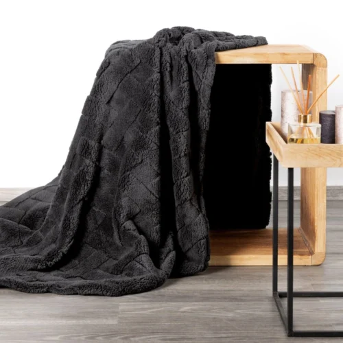 Deken teddy reliëf met visgraatmotief K167-08